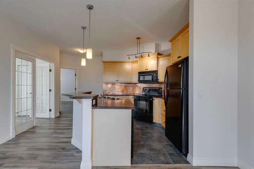 1606 4 Street NW, #304