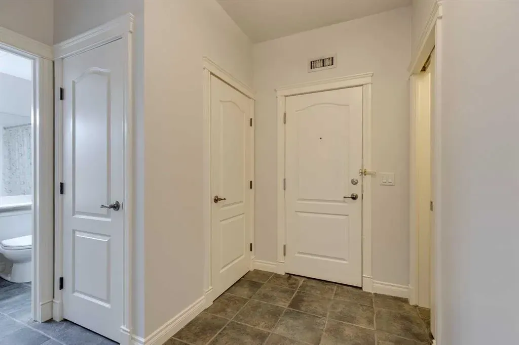 1606 4 Street NW, #304