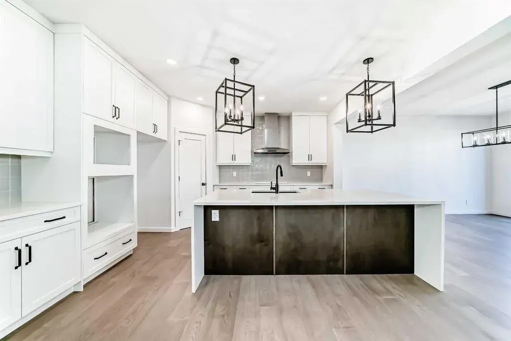 52 Creekside Path SW