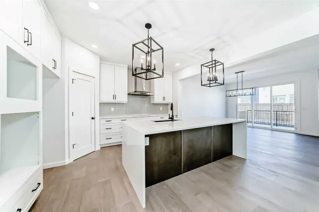 52 Creekside Path SW