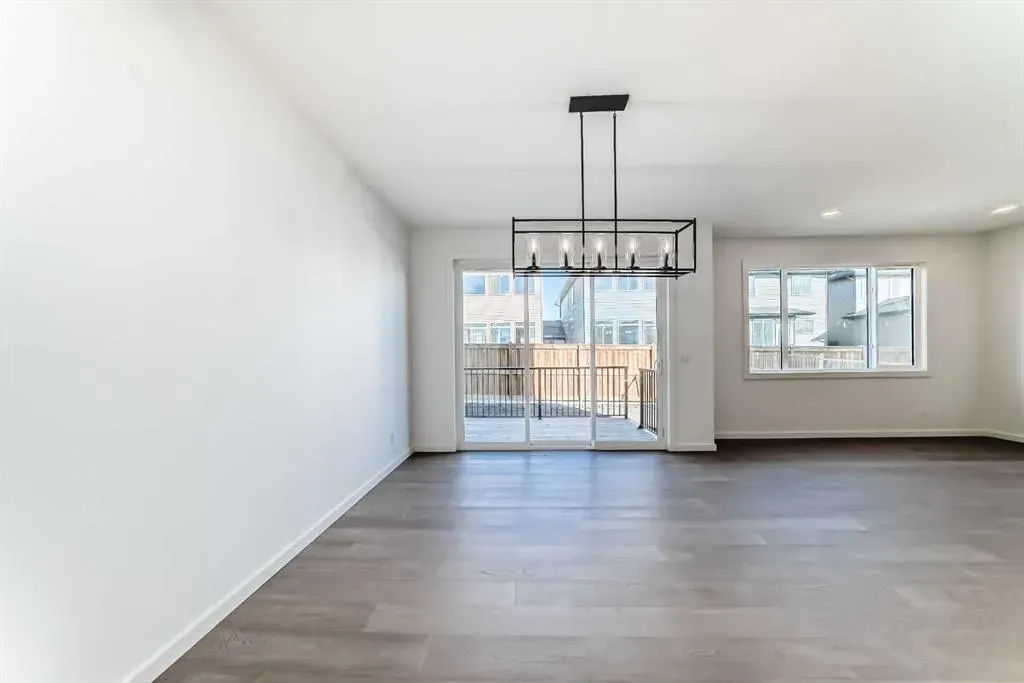 52 Creekside Path SW