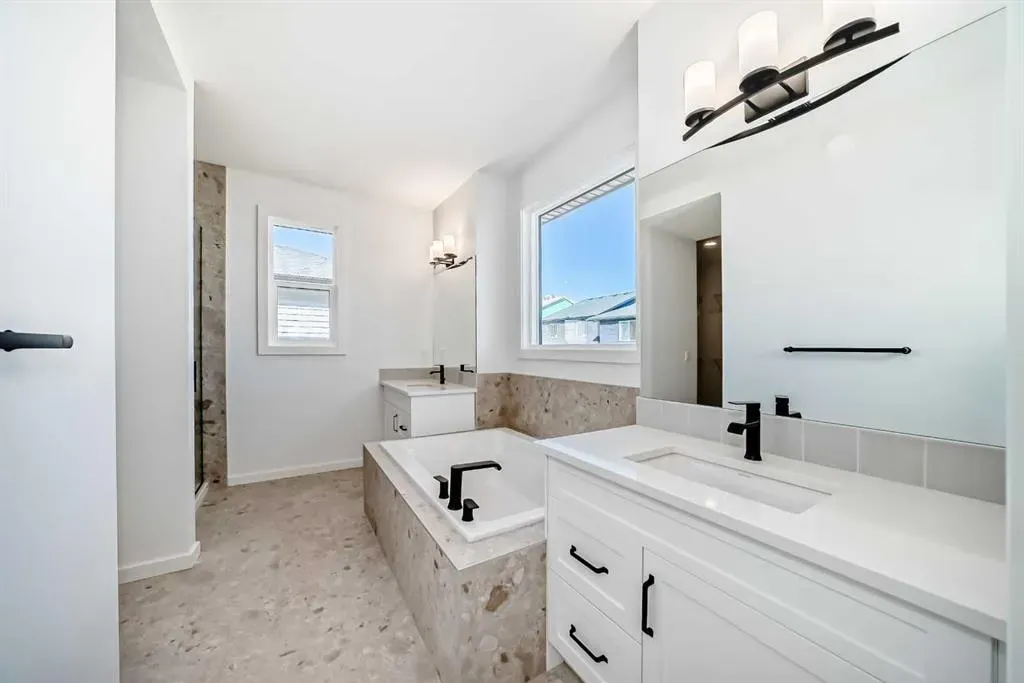 52 Creekside Path SW