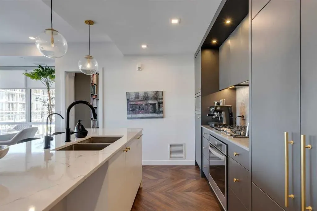 8505 Broadcast Avenue SW, #501