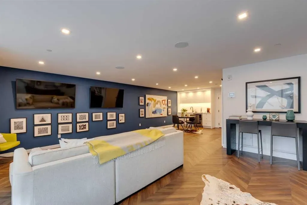 8505 Broadcast Avenue SW, #501