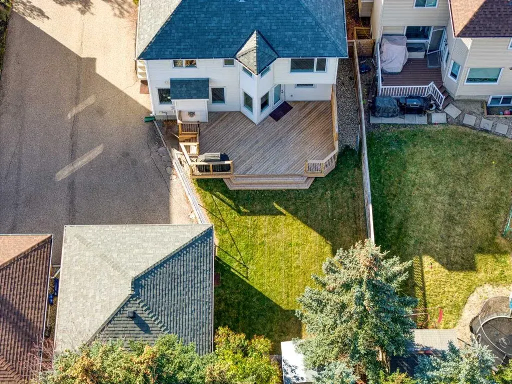 9995 Scurfield Drive NW