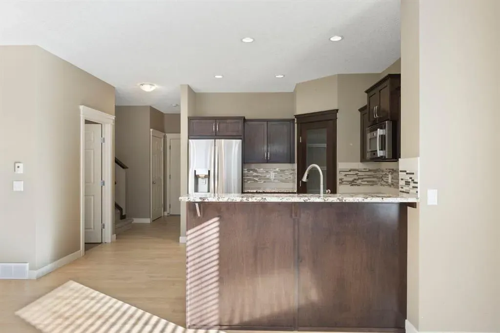 328 Silverado Plains Circle SW