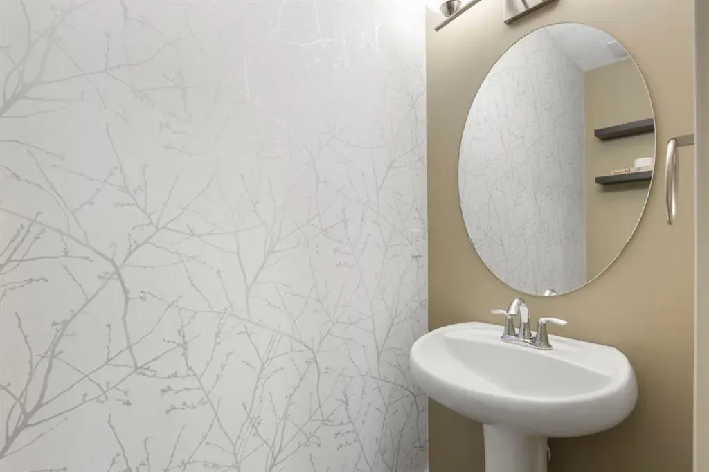 328 Silverado Plains Circle SW