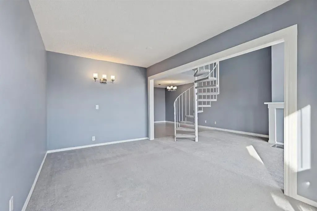 102 Centre Court, #309