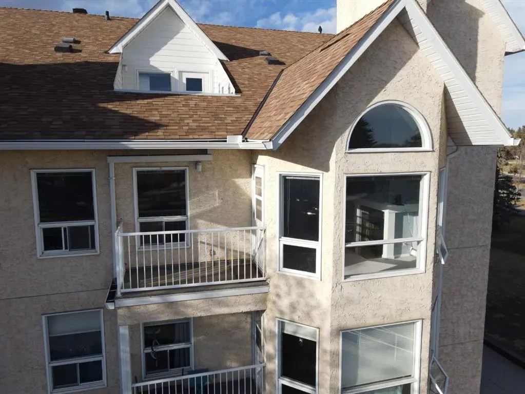 102 Centre Court, #309