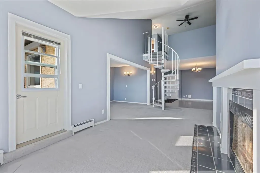 102 Centre Court, #309