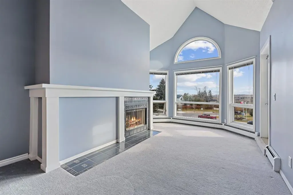 102 Centre Court, #309