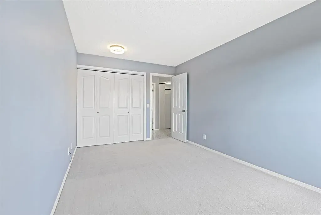 102 Centre Court, #309