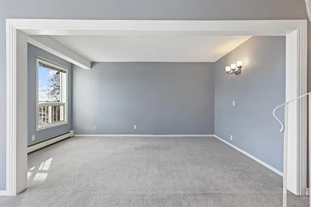 102 Centre Court, #309