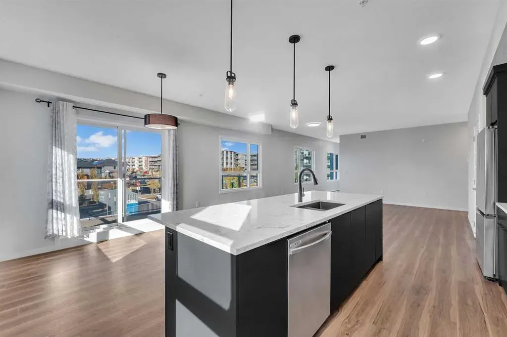 360 Harvest Hills Way NE, #201