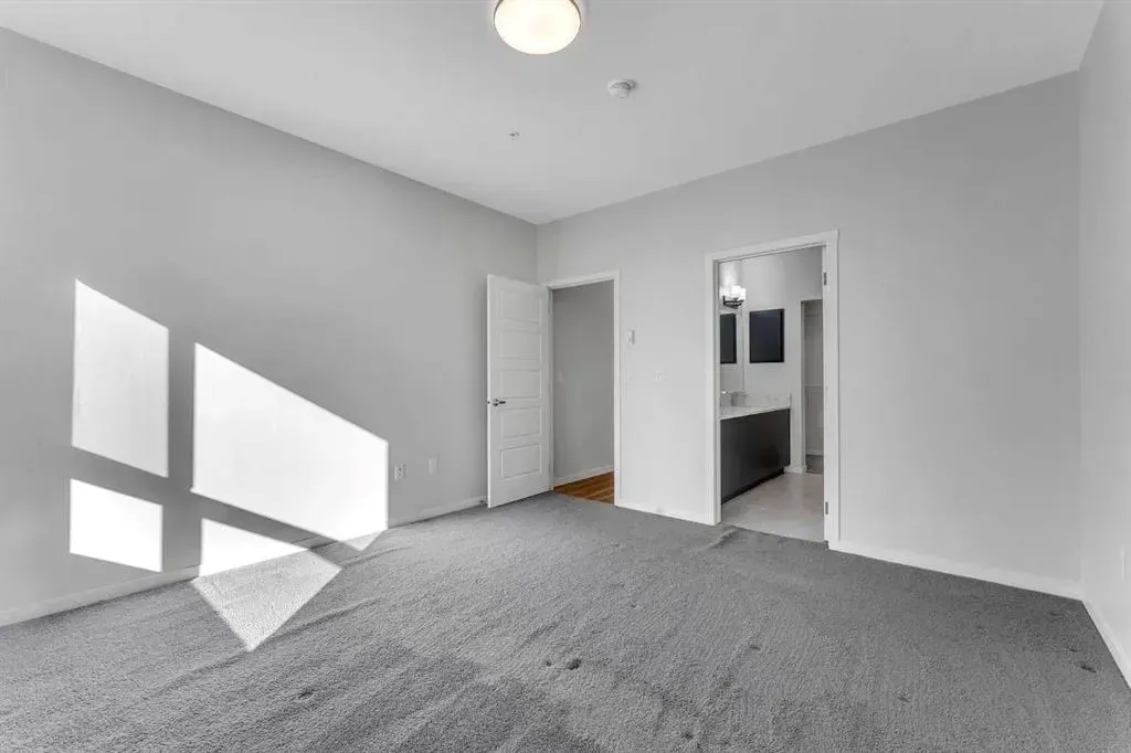 360 Harvest Hills Way NE, #201