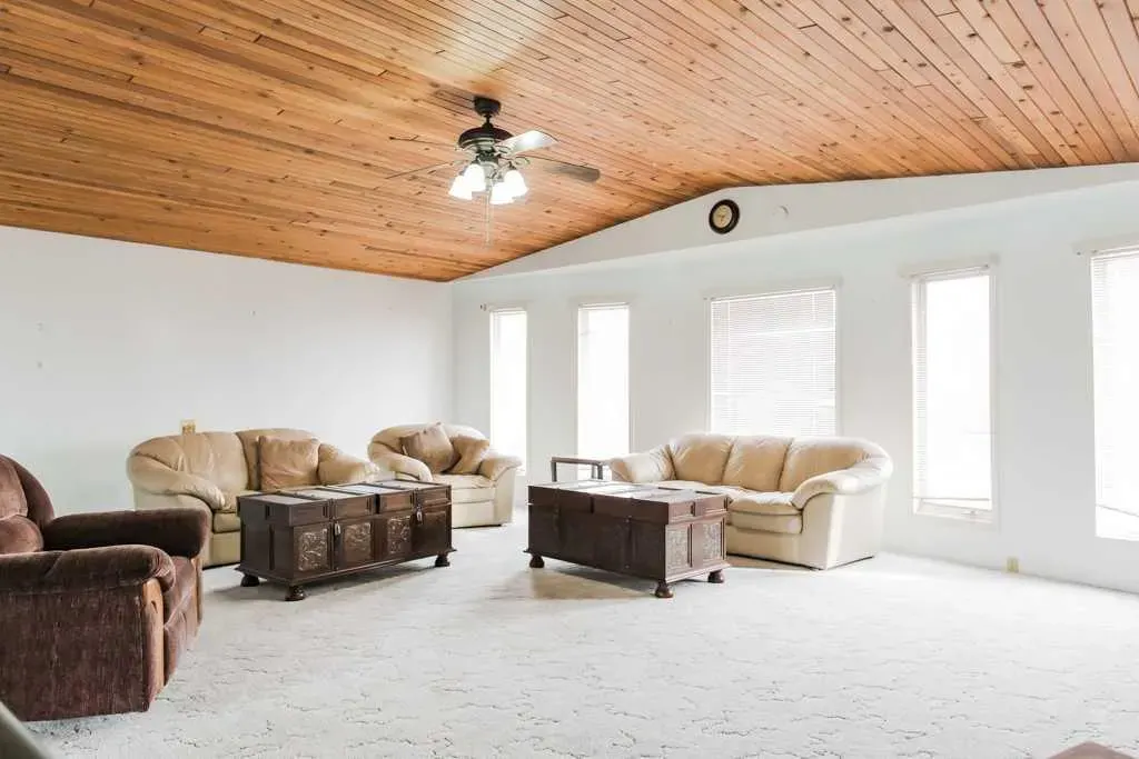 722055 Range Road 43