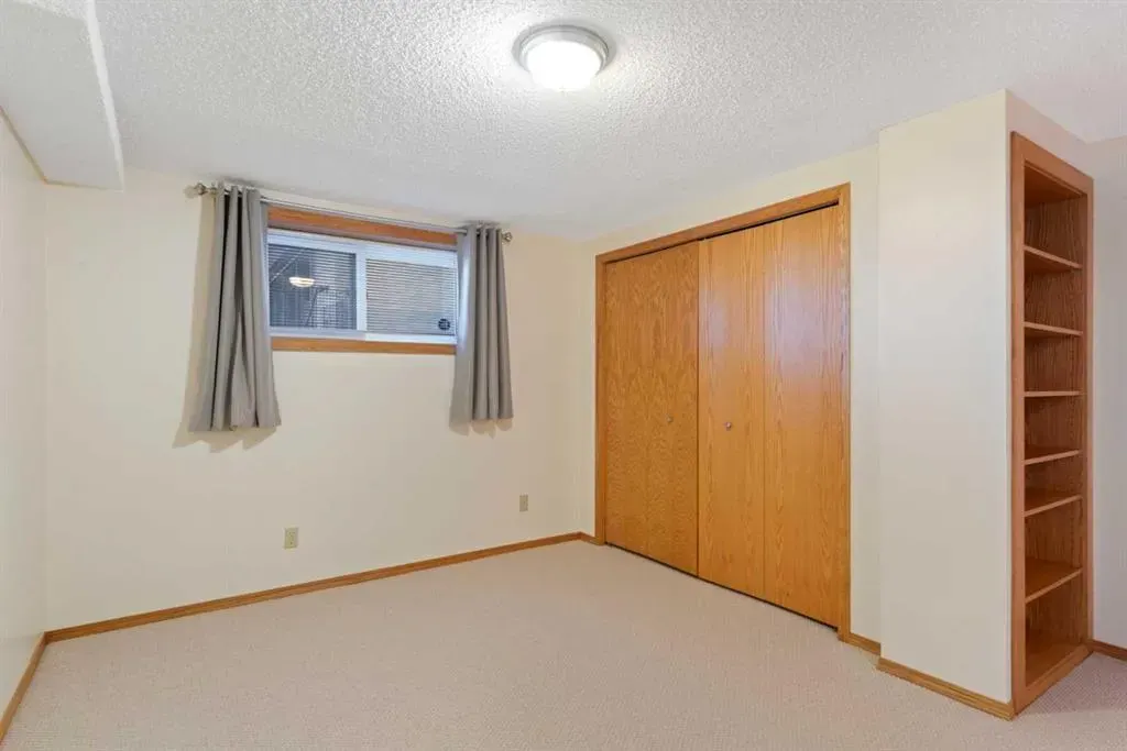 79 Edenstone View NW