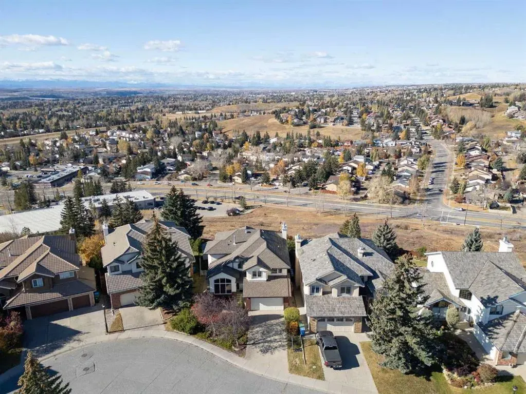 79 Edenstone View NW