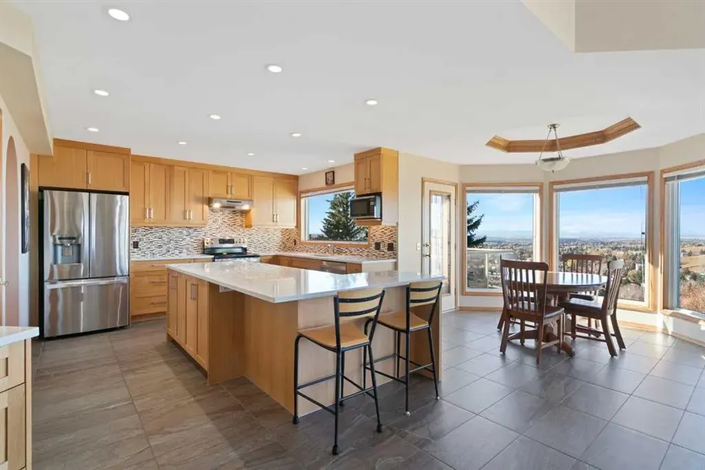 79 Edenstone View NW