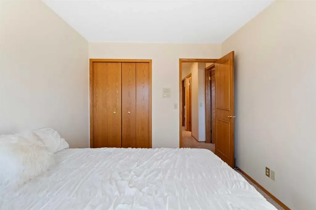 79 Edenstone View NW