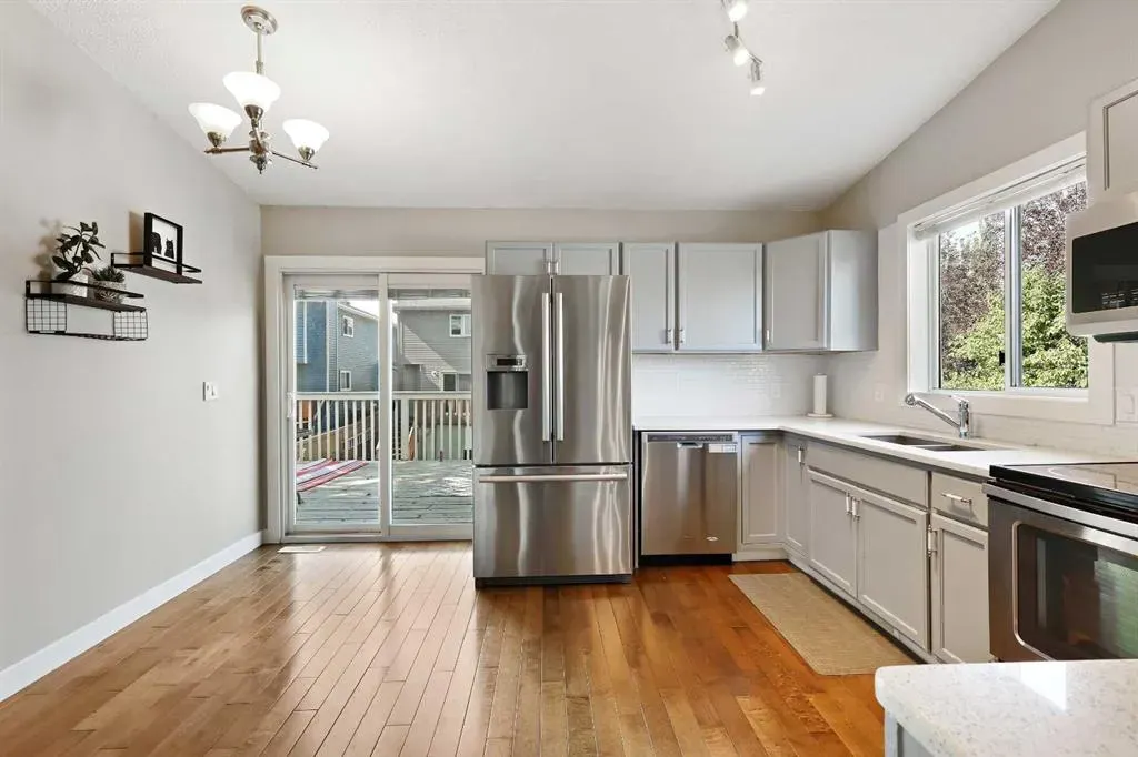 32 Rivercroft Close SE