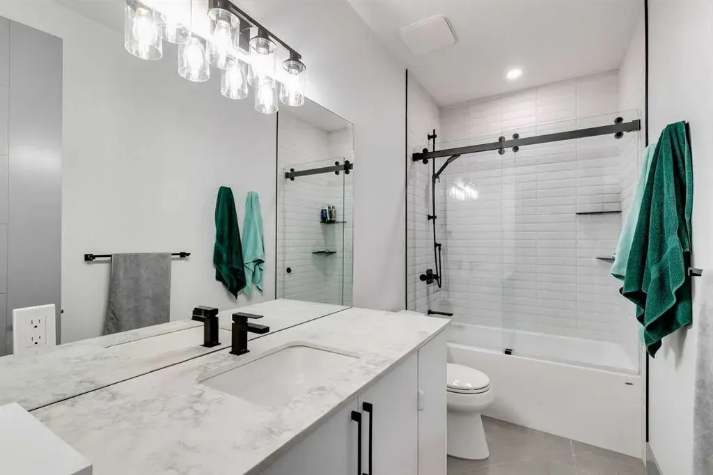 30 Roselawn Crescent NW