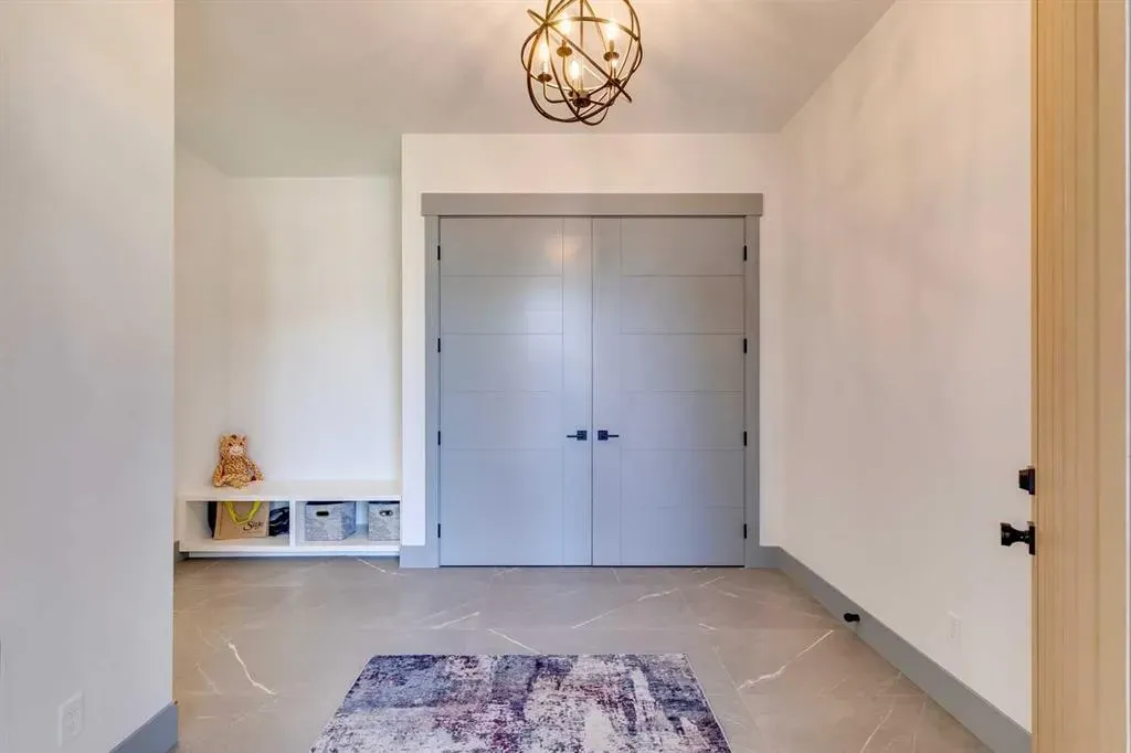 30 Roselawn Crescent NW