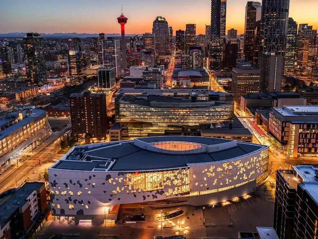 615 6 Avenue SE, #210