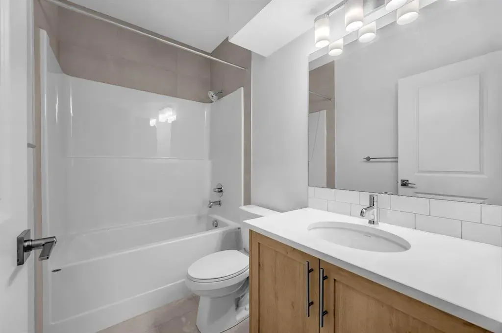 70 Homestead Common NE