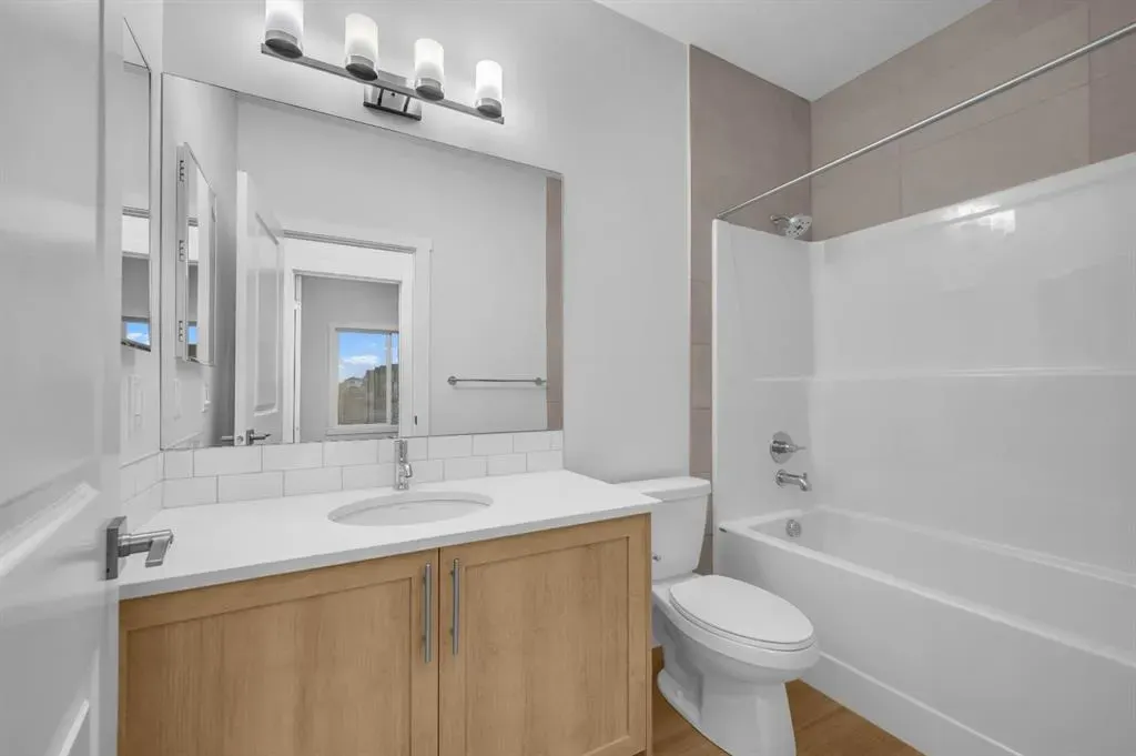 70 Homestead Common NE