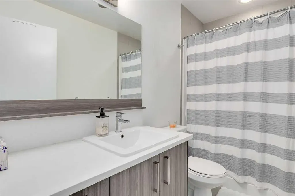 510 Edmonton Trail NE, #421