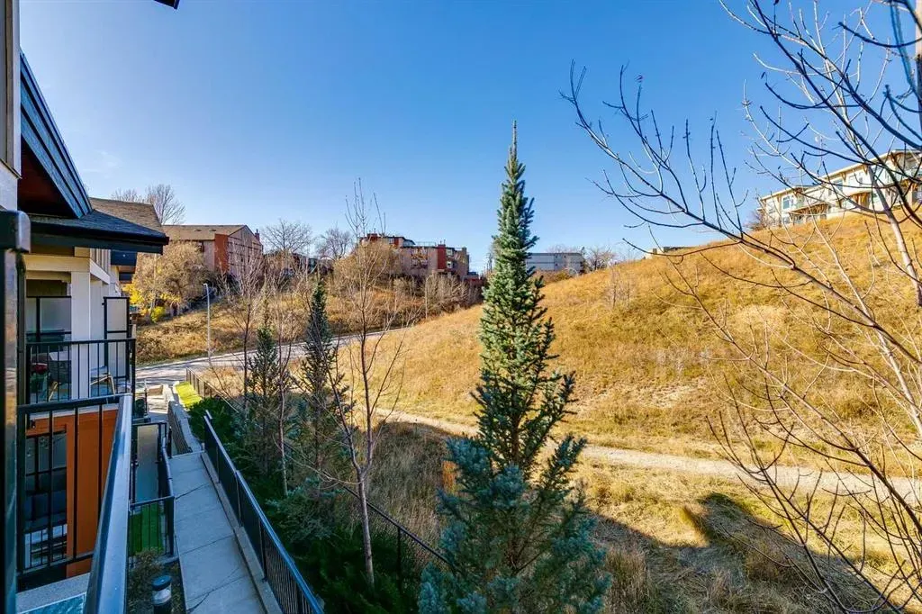 510 Edmonton Trail NE, #421