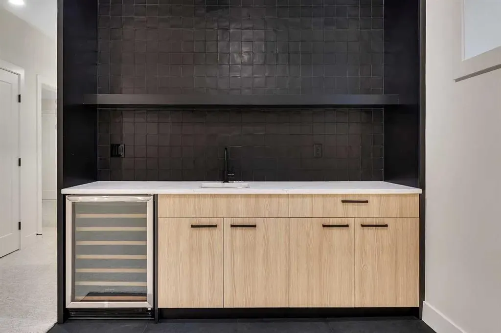 342 Normandy Drive SW