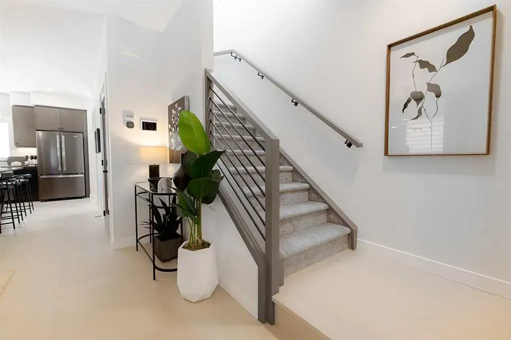 186 Bridgeport Circle W