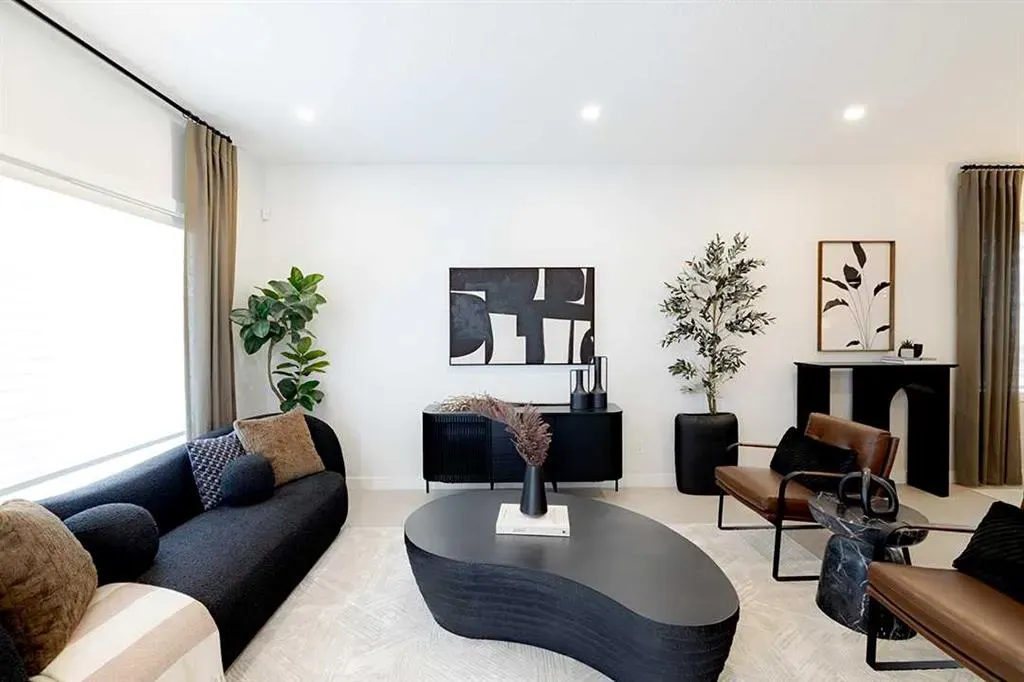 186 Bridgeport Circle W