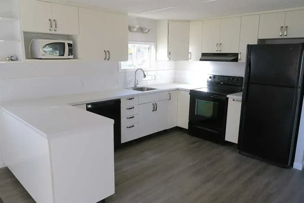 901 Briarwood Crescent