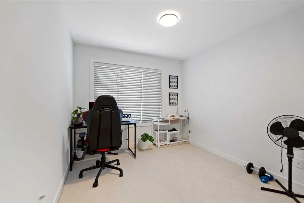 669 Savanna Boulevard NE, #218