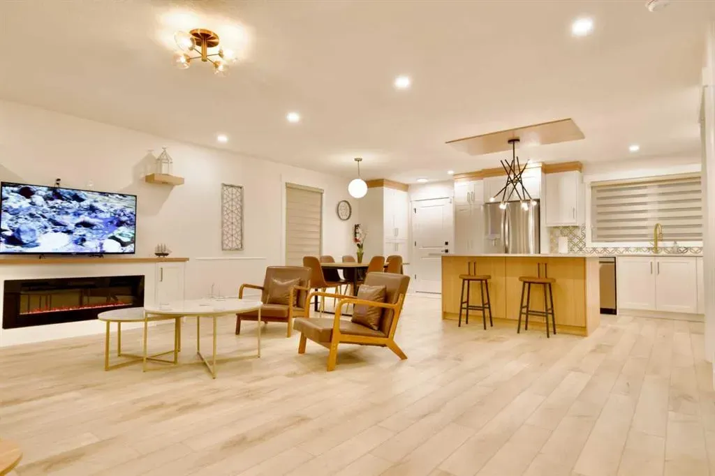 619 Arlington Drive SE