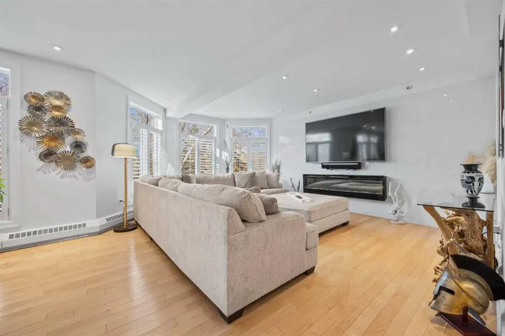 400 Eau Claire Avenue SW, #5206