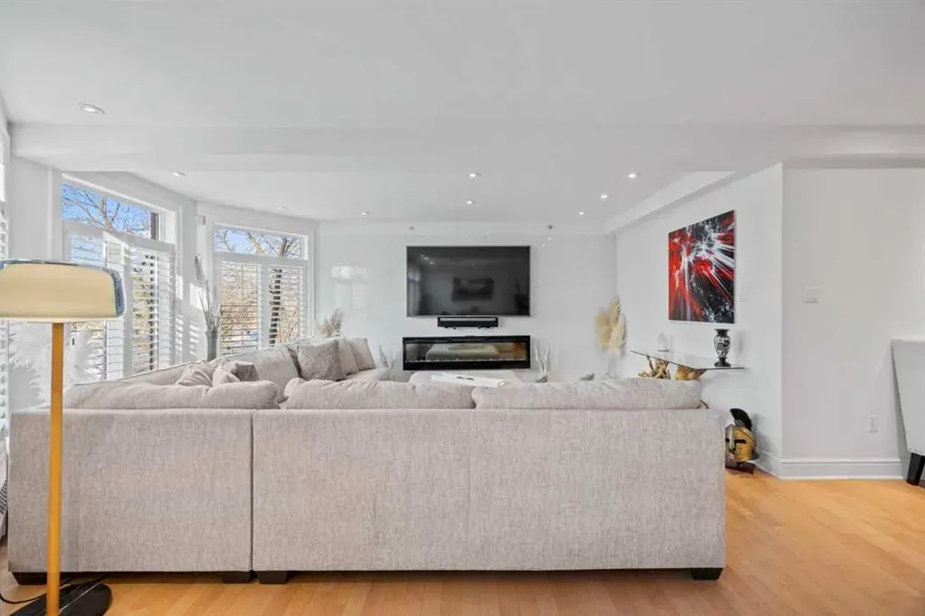 400 Eau Claire Avenue SW, #5206