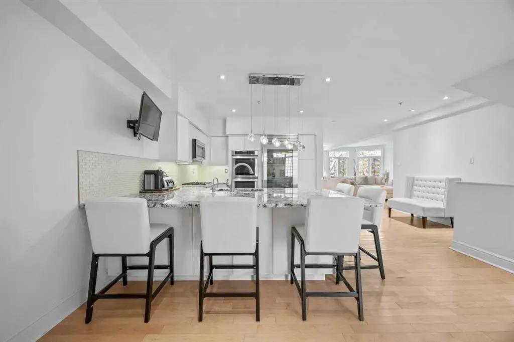 400 Eau Claire Avenue SW, #5206