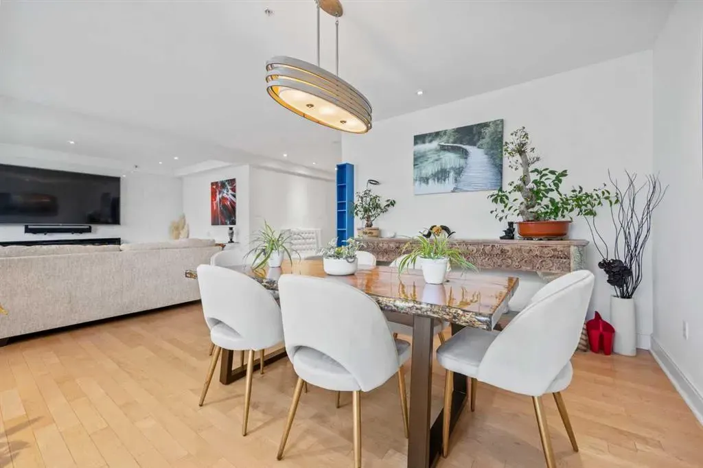 400 Eau Claire Avenue SW, #5206