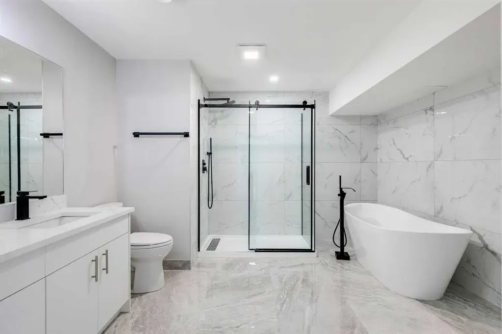 3020 Palliser Drive SW