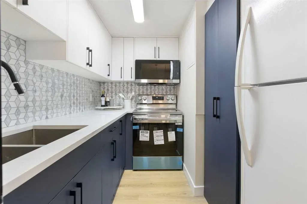 4915 45 Street SW, #7