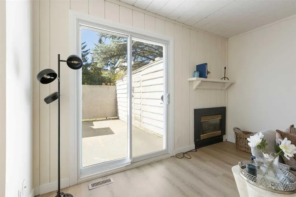 4915 45 Street SW, #7