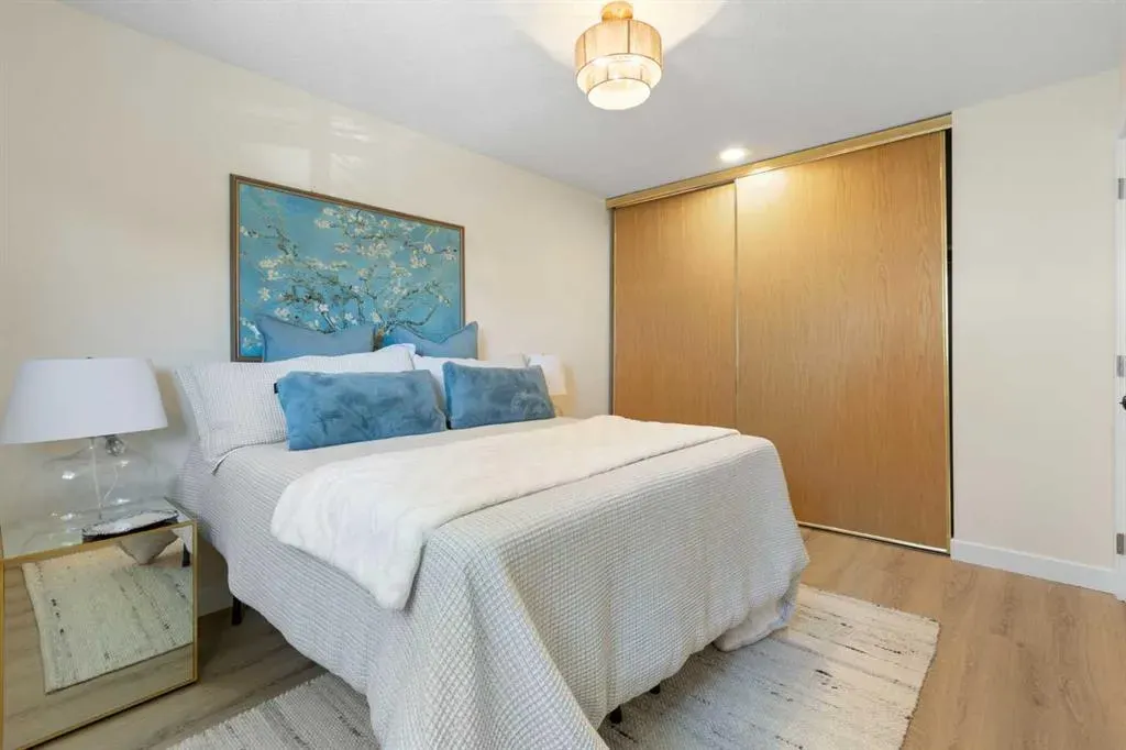 4915 45 Street SW, #7