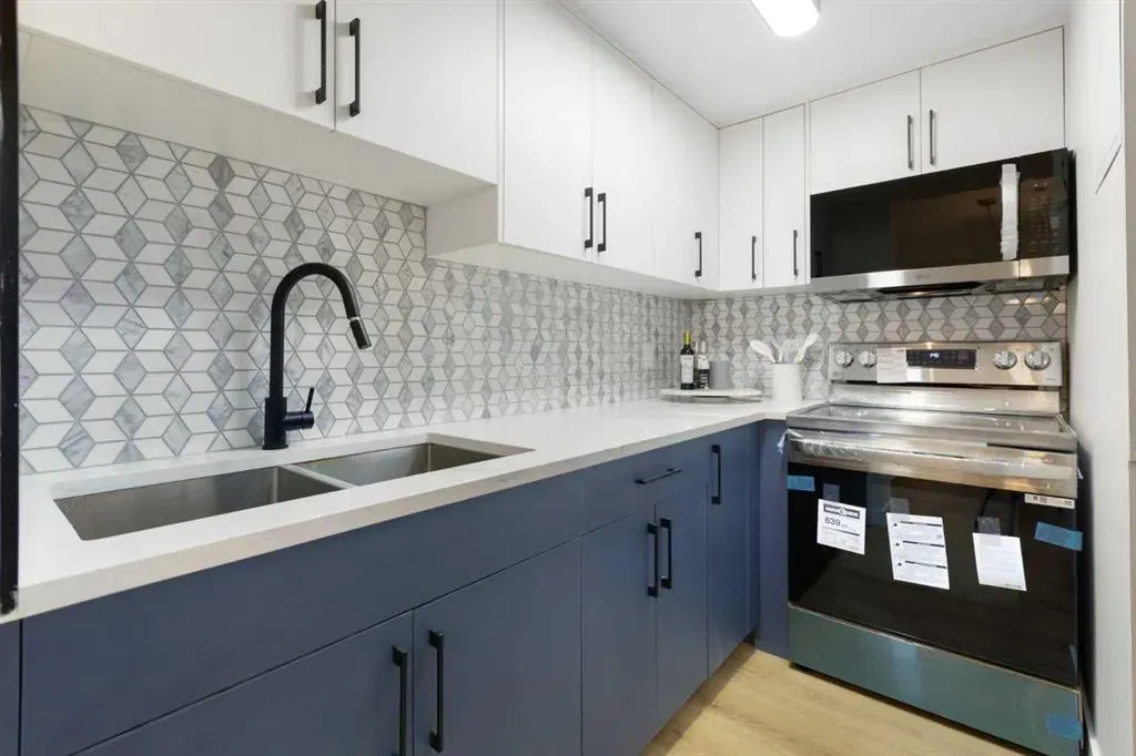 4915 45 Street SW, #7