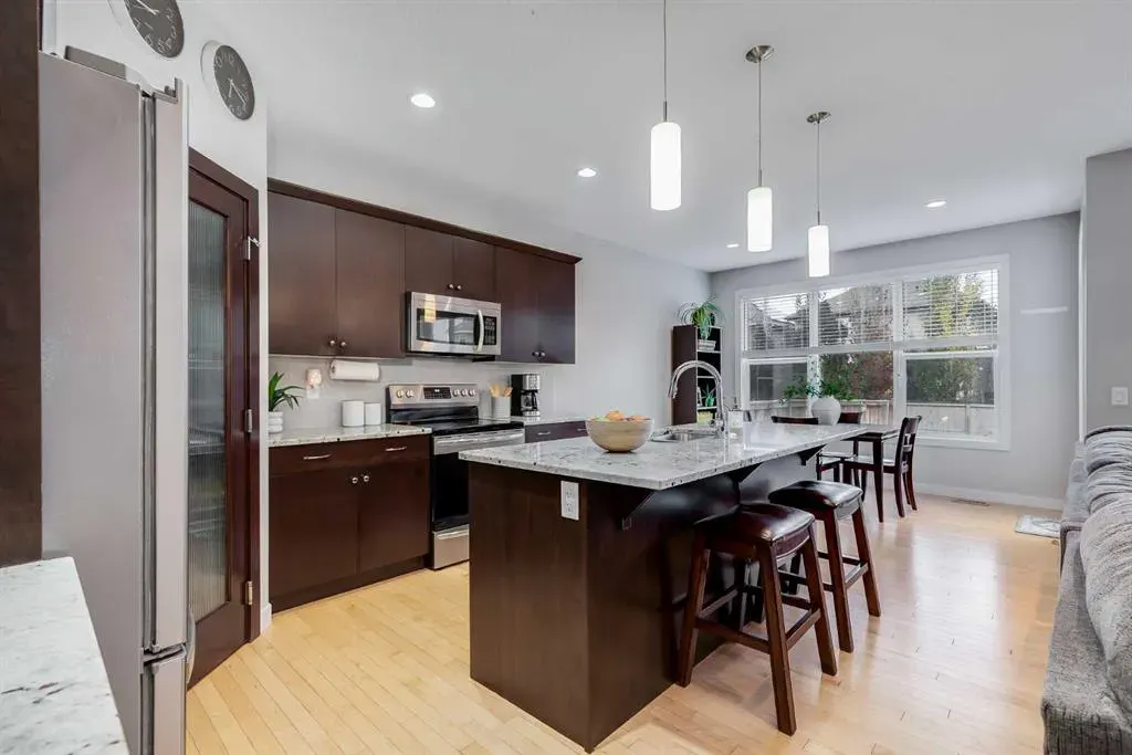 1908 Baywater Alley SW