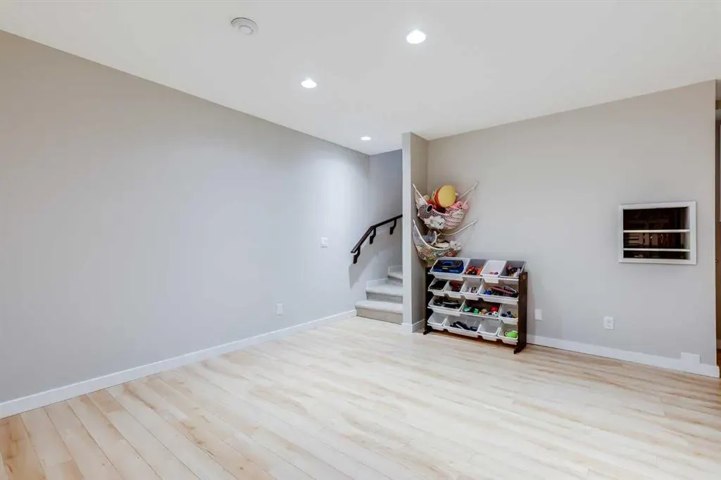 1908 Baywater Alley SW