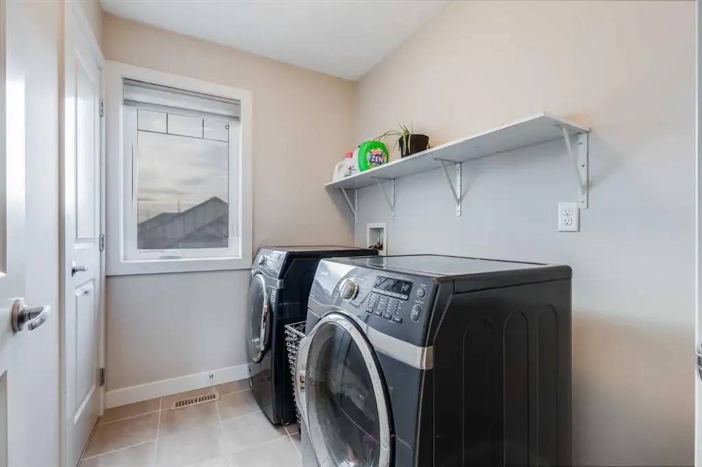 1908 Baywater Alley SW